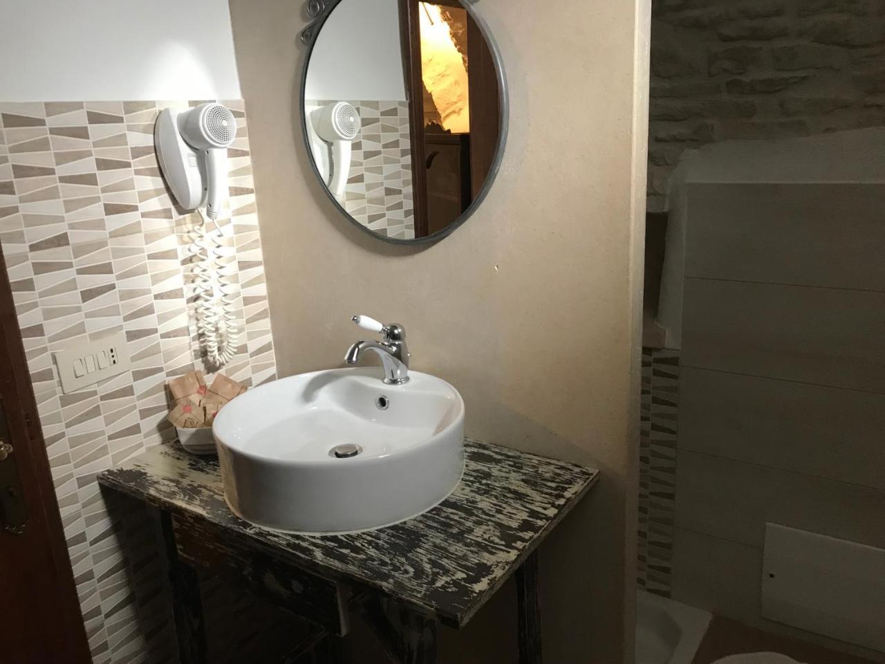 A Due Passi Dal Centro - Trullo Apartment Alberobello Ngoại thất bức ảnh