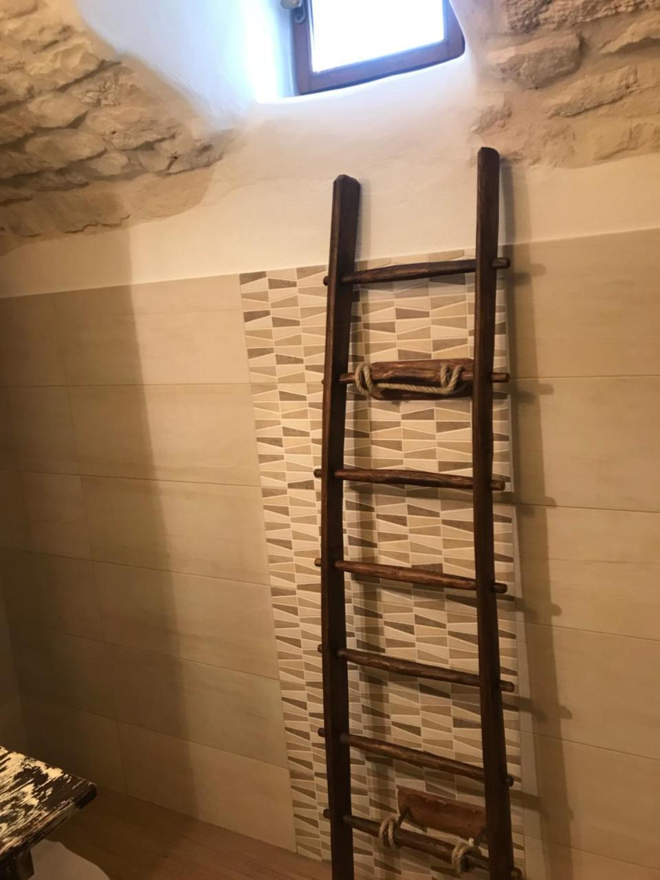 A Due Passi Dal Centro - Trullo Apartment Alberobello Ngoại thất bức ảnh